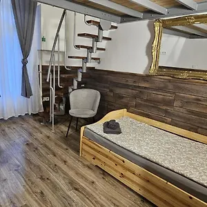  Apartament Location 2 Bedrooms - 2 Bathrooms Węgry