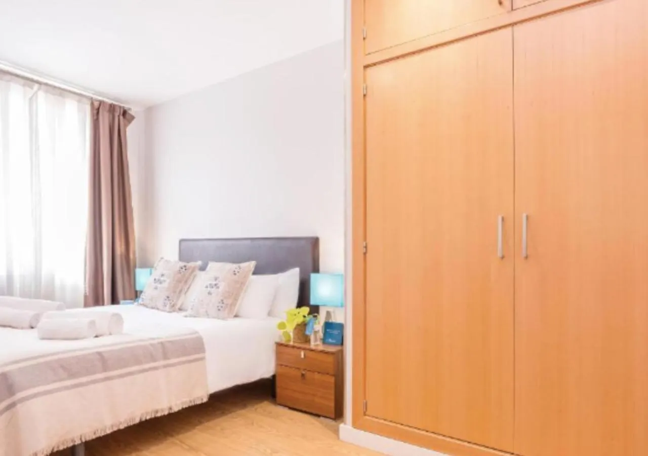 Sweett - Villarroel Barcelona Apartamento
